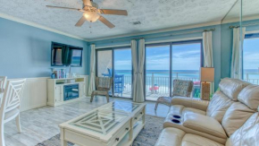 Crystal Villas 6A - Just a few steps and your toes will be in the sand with Beach Service Included